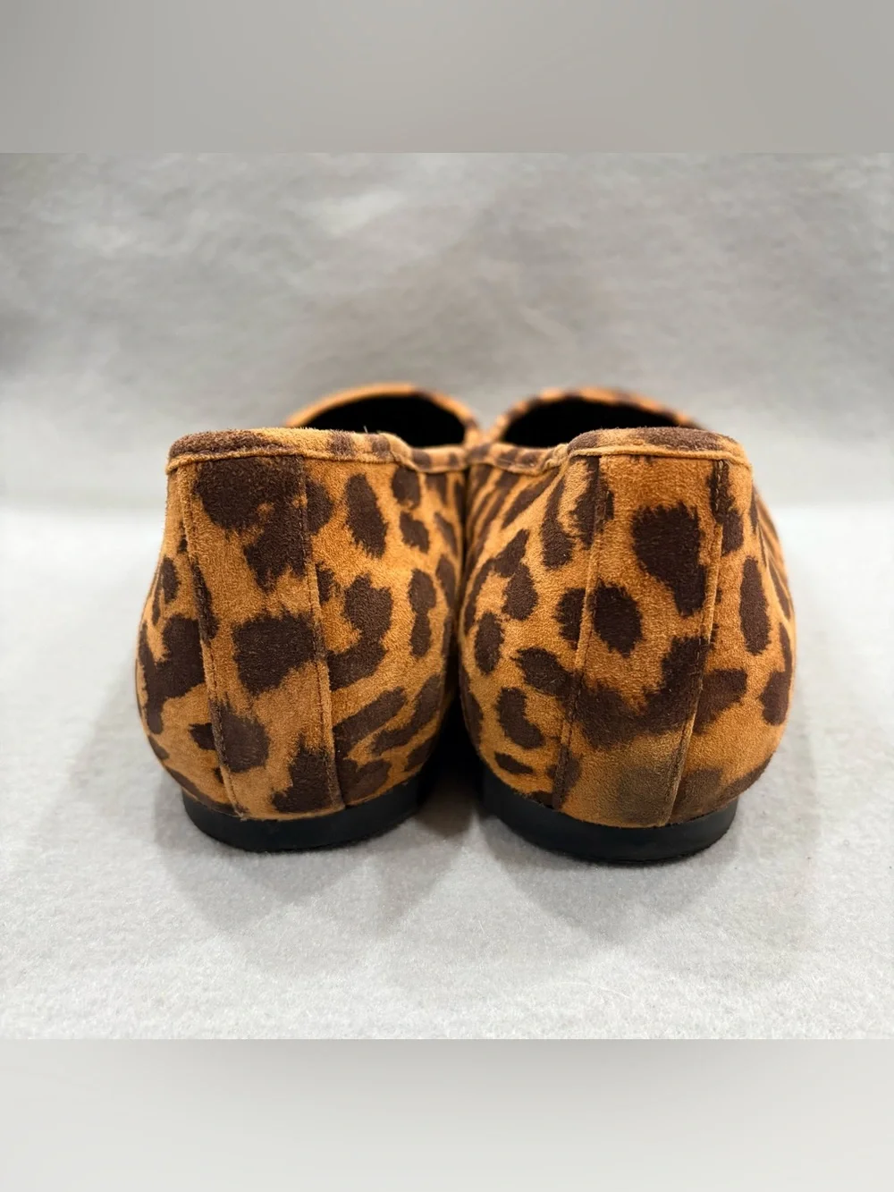 VIONIC Orinda Skimmers Orthotic Leopard Ballet Flats Sz 9.5